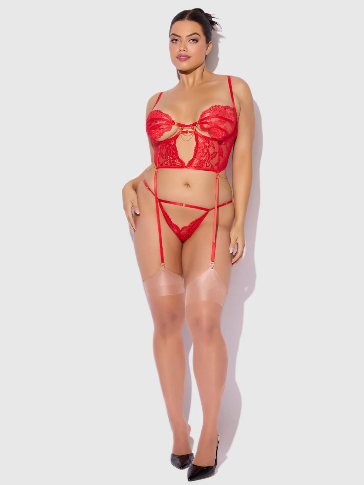 Cecily Lace & Chain Bustier & Hipster Set in Red - Image 7